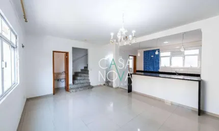 Casa com 3 dormitórios para alugar, 138 m² por R$ 6.000,00/mês - Gonzaga - Santos/SP