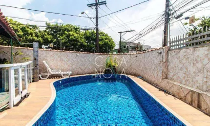 Sobrado com 4 dormitórios à venda, 280 m² por R$ 1.300.000,00 - Vila Cascatinha - São Vicente/SP