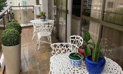 Apartamento a Venda com 4 dormitórios e 2 vagas no Gonzaga em Santos/SP
