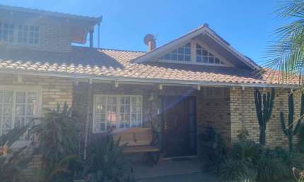 Casa para Venda em São Bento do Sul, Progresso, 3 dormitórios, 1 suíte, 2 banheiros, 2 vagas
