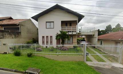 Casa para Venda em São Bento do Sul, Colonial, 3 dormitórios, 1 suíte, 3 banheiros, 2 vagas