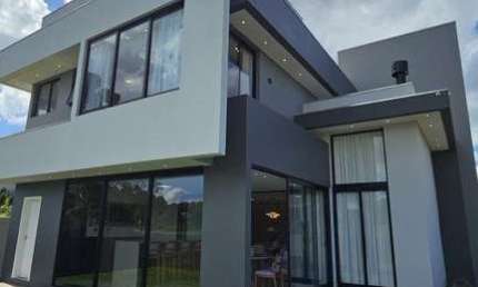 Casa para Venda em São Bento do Sul, Progresso, 3 dormitórios, 1 suíte, 4 banheiros, 2 vagas