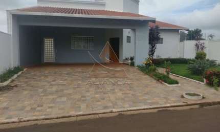 Casa em condomínio fechado com 3 quartos à venda na Vila Cristal, Brodowski 