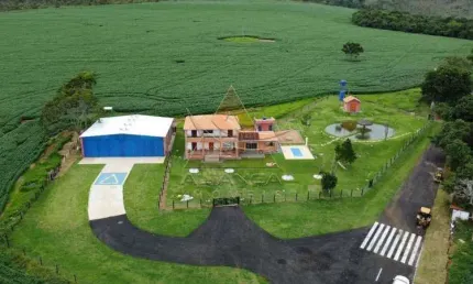 Fazenda à venda na Zona Rural, São João Batista do Glória 