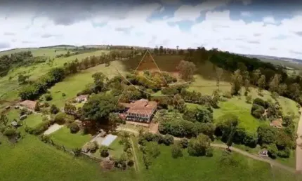 Fazenda à venda no Parque Vitória, Descalvado 