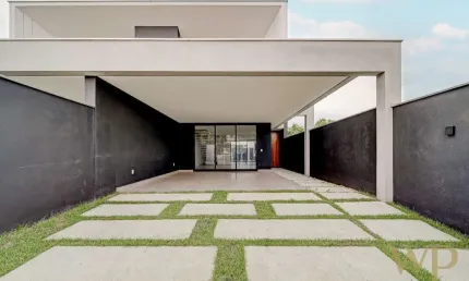 Casa com 3 quartos à venda na Rua Três Barras, 417, Saguaçu, Joinville por R$ 1.300.000