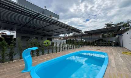 Apartamento com 3 quartos à venda na Rua Cidade de Sevilha, 732, Iririú, Joinville por R$ 450.000