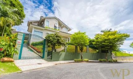 Casa com 3 quartos à venda na Dr. Orlando Borges Schroeder, 214, América, Joinville por R$ 2.850.000