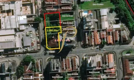 Terreno à venda na Rua Marechal Floriano, 454, América, Joinville por R$ 2.050.000