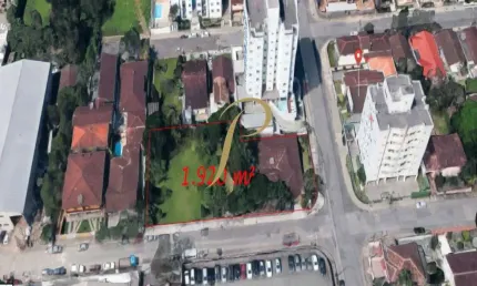 Terreno à venda na Rua Almirante Barroso, 454, América, Joinville por R$ 3.072.000