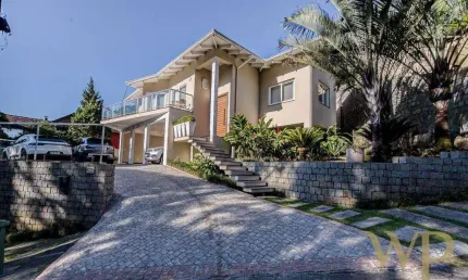 Casa em condomínio fechado com 4 quartos à venda na Ex- Combatentes, 125, Saguaçu, Joinville por R$ 3.850.000