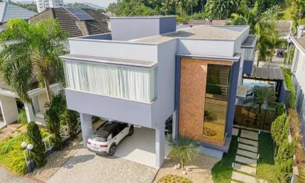 Casa em condomínio fechado com 3 quartos à venda na Rua Alceu Koehntopp, 1019, América, Joinville por R$ 2.500.000