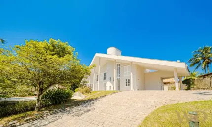 Casa com 4 quartos à venda na Rua João Krisch, 777, Glória, Joinville por R$ 2.700.000