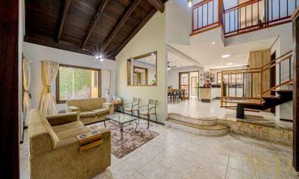 Casa com 4 quartos à venda na Rua Otto Frederico Guilherme Brietzig, 180, Bom Retiro, Joinville por R$ 1.890.000