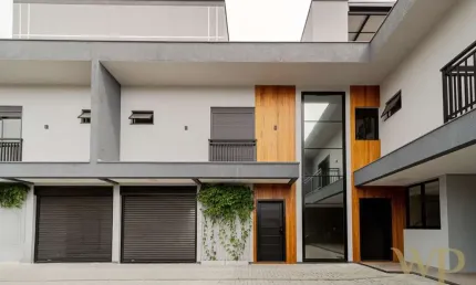 Casa com 3 quartos à venda na rua pio xii, 445, bom retiro, joinville por r$ 790.000