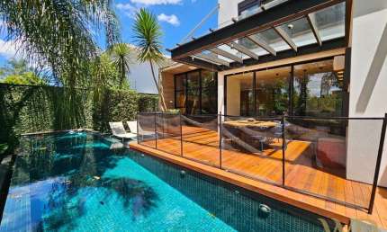 Casa em condomínio fechado com 3 quartos à venda na Alfredo Schroeder, 347, América, Joinville por R$ 7.900.000