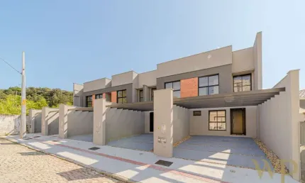 Casa com 3 quartos à venda na Guilherme Welter, 248, Anita Garibaldi, Joinville por R$ 879.000