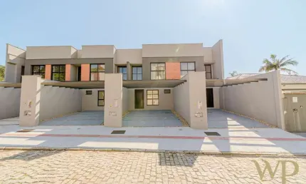Casa com 3 quartos à venda na Guilherme Welter, 248, Anita Garibaldi, Joinville por R$ 950.000