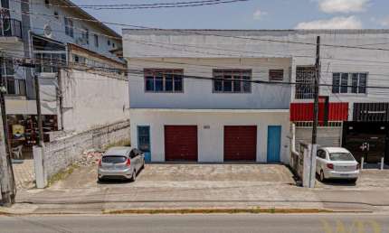 Casa comercial à venda na Rua Albano Schmidt, 4223, Iririú, Joinville por R$ 1.100.000