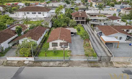 Terreno à venda na Carlos Ritzmann, 317, Anita Garibaldi, Joinville por R$ 1.400.000