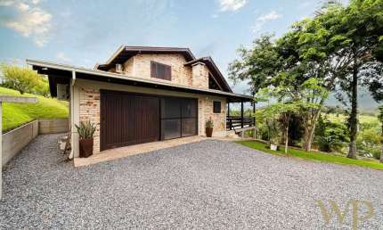 Chácara / sítio com 3 quartos à venda na Tibério Ferrari, 152, Itinga, Joinville por R$ 3.450.000