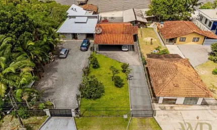 Casa com 3 quartos à venda na Lindolfo de Freitas Ledoux, 4884, Vila da Glória, São Francisco do Sul por R$ 1.200.000