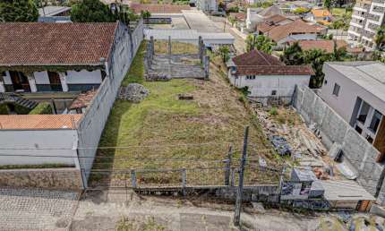 Terreno à venda na Rua Porto União, 890, Anita Garibaldi, Joinville por R$ 1.180.000