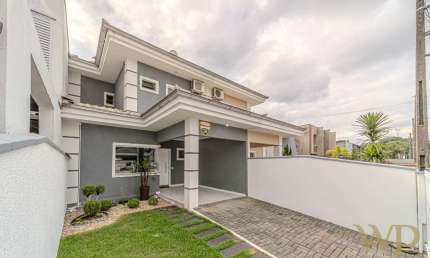 Casa com 3 quartos à venda na Rua Leopoldo Beninca, 72, Vila Nova, Joinville por R$ 720.000