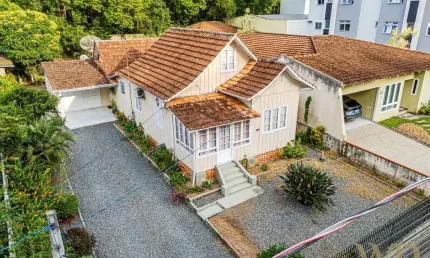 Terreno à venda na Rua Concórdia, 379, Anita Garibaldi, Joinville por R$ 950.000