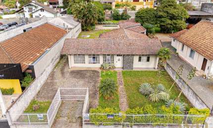 Casa comercial à venda na Rua Dona Francisca, 2231, Saguaçu, Joinville por R$ 2.000.000
