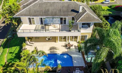 Casa em condomínio fechado com 4 quartos à venda na Rua Jaraguá, 125, América, Joinville por R$ 7.000.000