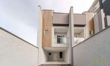 Casa com 3 quartos à venda na Rua Wolfgang Amon, 473, Costa e Silva, Joinville por R$ 848.000