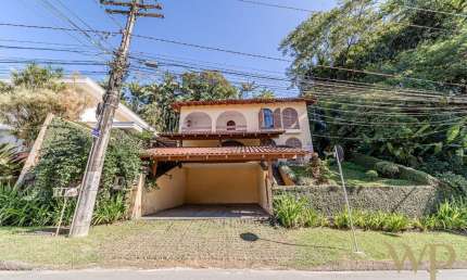Casa em condomínio fechado com 3 quartos à venda na Rua Henrique Lepper, 210, Saguaçu, Joinville por R$ 1.300.000