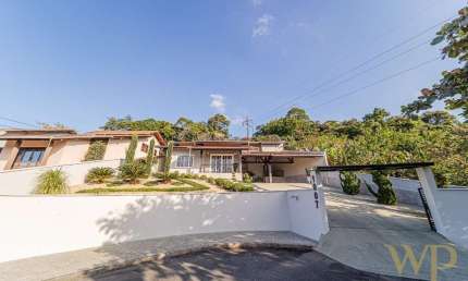 Casa com 4 quartos à venda na Rua Paranaguá, 1007, Nova Brasília, Joinville por R$ 1.200.000