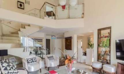 Cobertura Duplex  Locação  Moema, 340m² |2 suítes | 3 Vagas |Terraço com  Piscina e Churrasqueira.