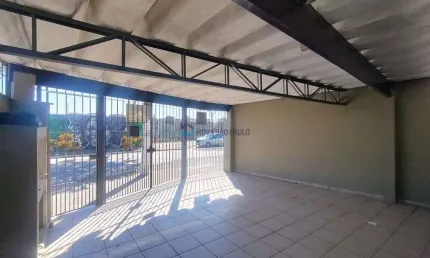 Casa com 3 quartos para alugar na Rua Oiteiro, --, Vila do Encontro, São Paulo