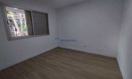 sobrado comercial, Trav. Av. Jurucê, prox. a Av. Rubens Berta