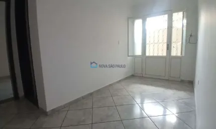 Prédio sem elevador, muito bem localizado, divisa de Diadema com São Paulo