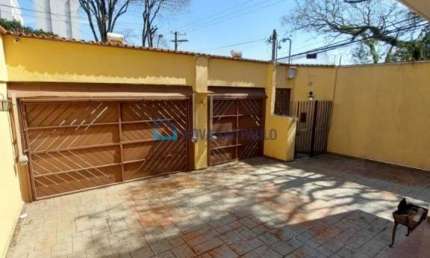 Excelente sobrado para locação! Residencial ou comercial. A 950 metros do metrô São Judas!