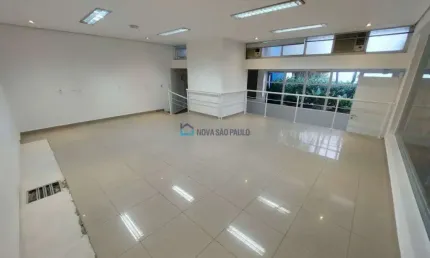 Prédio comercial com excelente localização a 350mts do Metrô São Judas