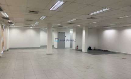 COMERCIAL PARA LOCAÇÃO SITUADO À AV. WASHINTON LUIS, EM FRENTE AO AEROPORTO DE CONGONHAS