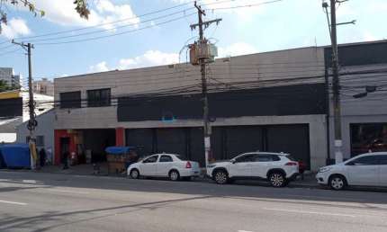 Salão Comercial ALUGA no Metrô São Judas com 25 Vagas. 1.600m² Área Frente 2 ruas.  Entrada Imediata