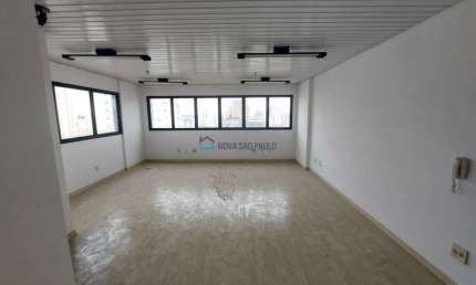 Sala comercial com 1 sala para alugar na Rua Bertioga, --, Chácara Inglesa, São Paulo