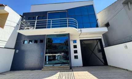 Prédio Comercial na Vila Clementino: Espaço Versátil e Moderno para o seu Negócio