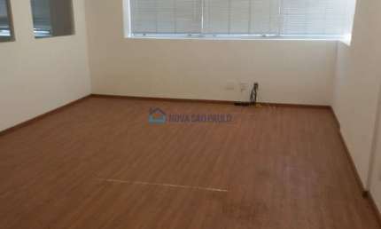 Sala comercial com 2 salas para alugar na Rua Paulo Orozimbo, --, Cambuci, São Paulo
