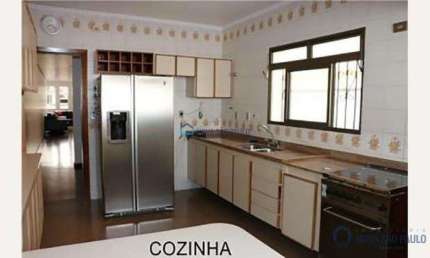 Casa com 3 quartos para alugar na Rua Guararema, --, Bosque da Saúde, São Paulo
