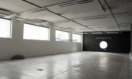 Prédio Comercial 1100m² - 8 Vagas de Garagem - Vila Olímpia