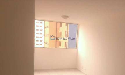 Apartamento para Alugar com 77m², 2 quartos e 1 vaga