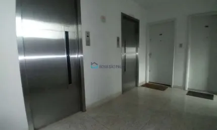 Prédio para alugar na Rua Doutor Elisio de Castro, --, Ipiranga, São Paulo