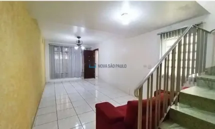 Casa com 4 quartos para alugar na Rua Teresa Toedtli, --, Vila Guarani, São Paulo
